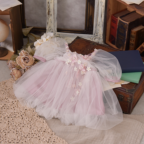 赤ちゃんピンクドレス